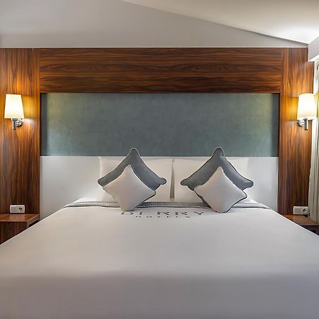 Berry Blue Hotels Sidé Extérieur photo