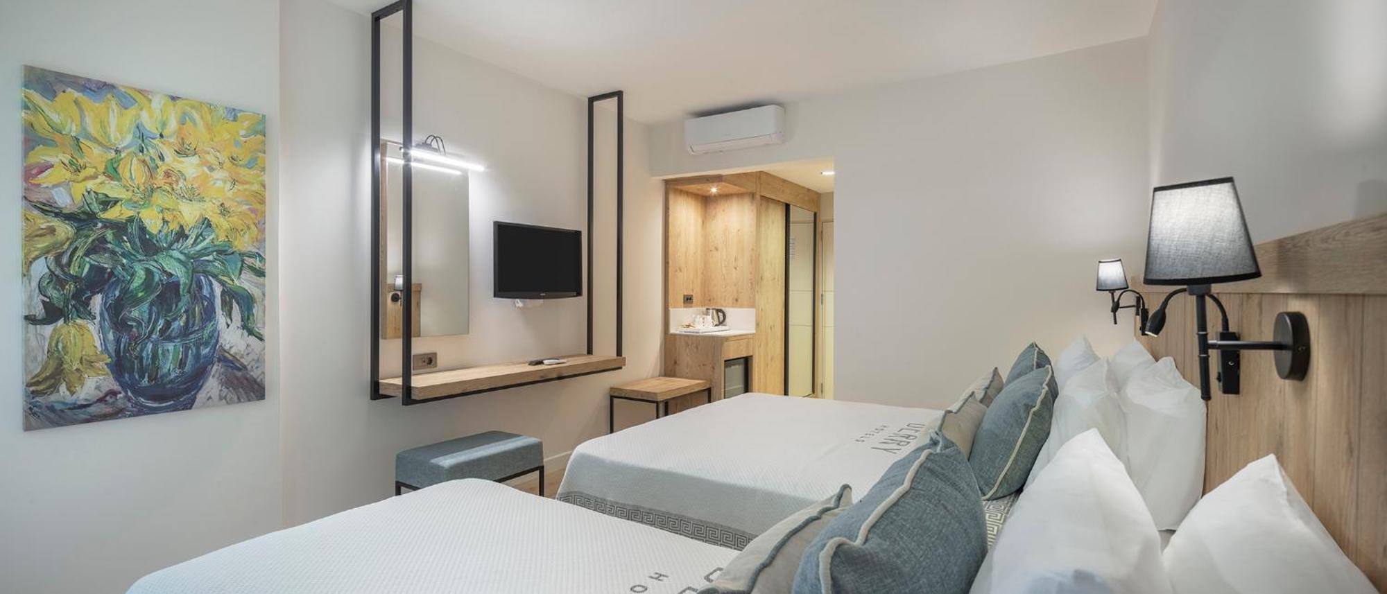 Berry Blue Hotels Sidé Extérieur photo
